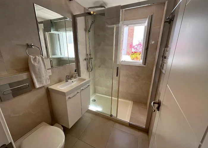 Paradise - Zafiro Нерха